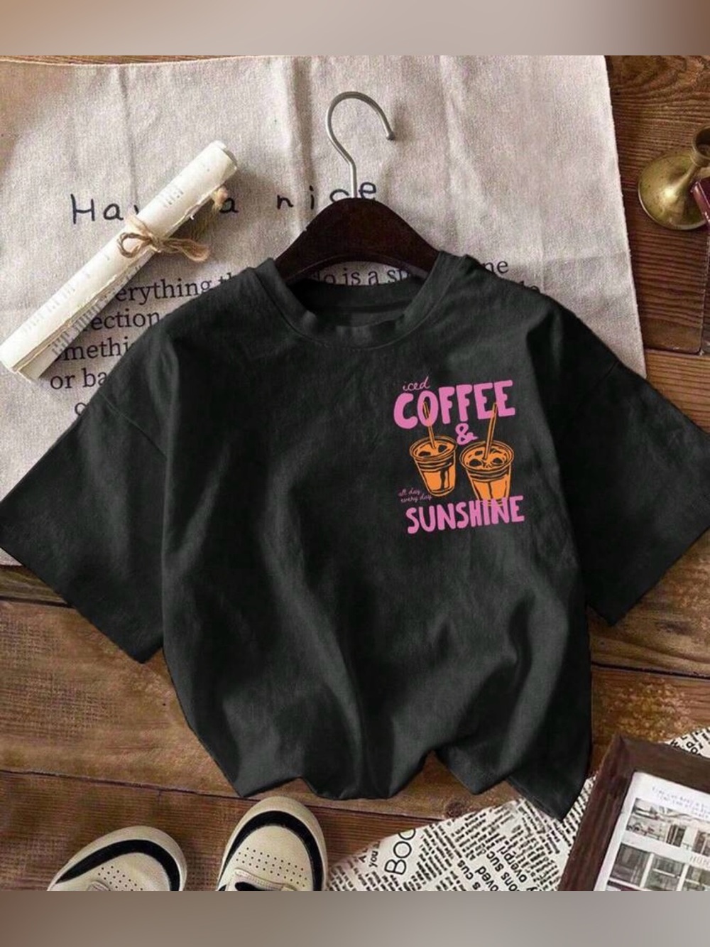 SHEINCurve+ Black Short Sleeve Tee with Pink & Orange Coffee Graphic